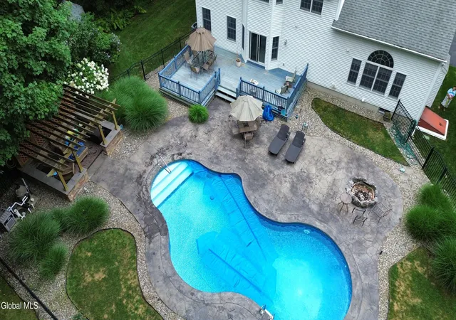 5th image of 19 Nadler Rd, Clifton Park, NY 12065 | MLS# 202623258