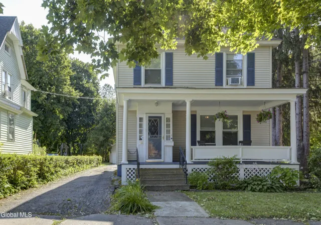 4th image of 212 S Melcher St, Johnstown, NY 12095 | MLS# 202623067