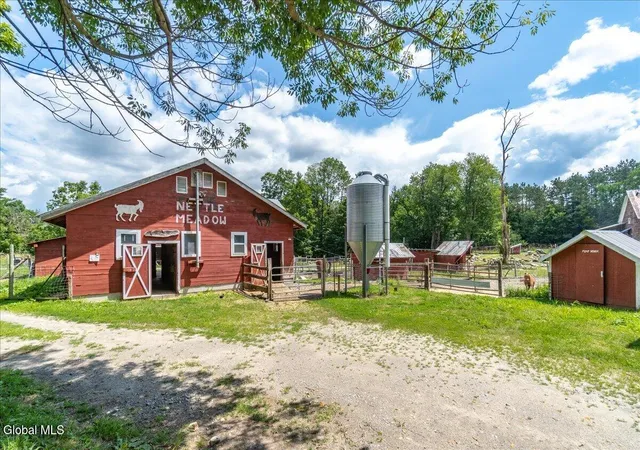 Photo 4 of Single family home for sale at 484 S Johnsburg Rd, Warrensburg, NY 12885 | MLS# 202623124 | Listing updated on 2026-10-05