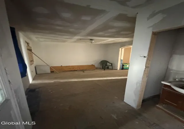 Photo 3 of Single family home for sale at 743 River St, Troy, NY 12180 | MLS# 202623078 | Listing updated on 2026-10-01