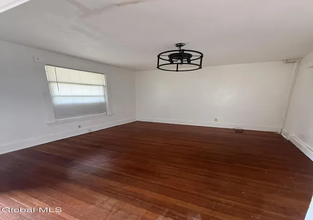 Photo 3 of Sale Pending at 505 Altamont Ave, Schenectady, NY 12303 | MLS# 202623046 | Listing updated on 2026-08-04
