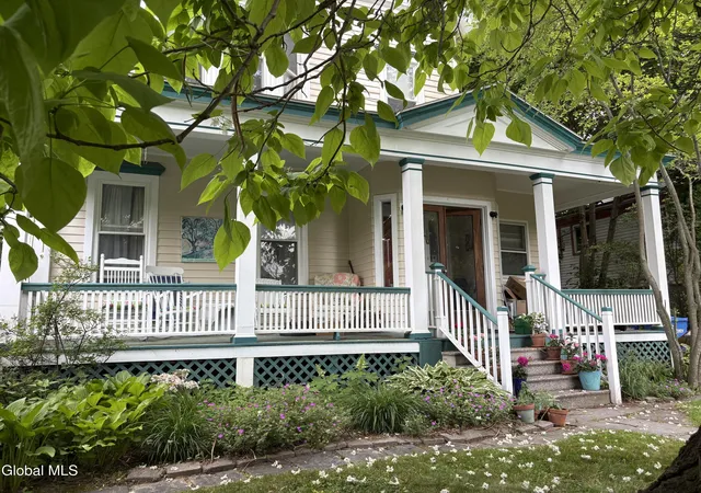 2nd image of 52 S Allen St, Albany, NY 12208 | MLS# 202623045