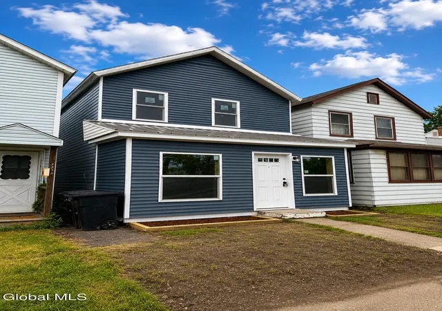 Photo 3 of Single family home for sale at 1337 2nd Avenue, Watervliet, NY 12189 | MLS# 202623088 | Listing updated on 2026-09-07