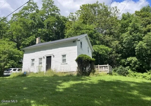 Photo 3 of Single family home for sale at 359 Baldwin Rd, Summit, NY 12175 | MLS# 202623090 | Listing updated on 2026-09-11