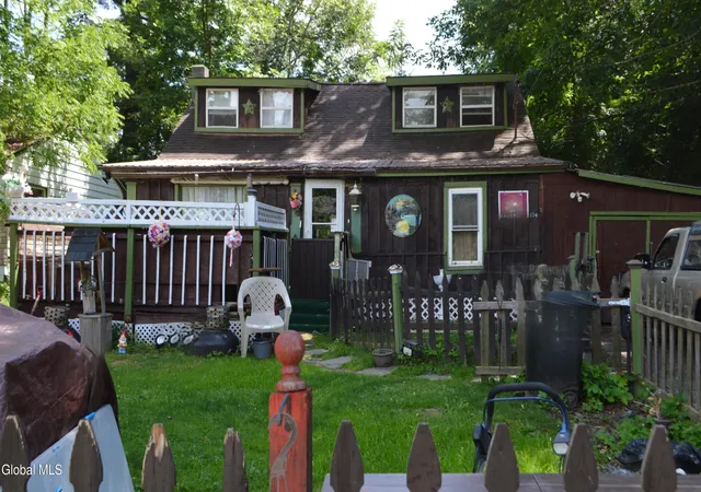 1st image of 834 County Hwy 110, Broadalbin, NY 12025 | MLS# 202623093