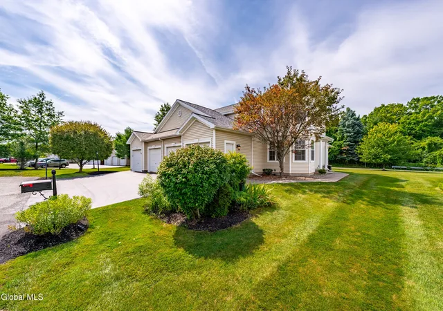 2nd image of 6 Patroon Pointe Dr, Rensselaer, NY 12144 | MLS# 202623284