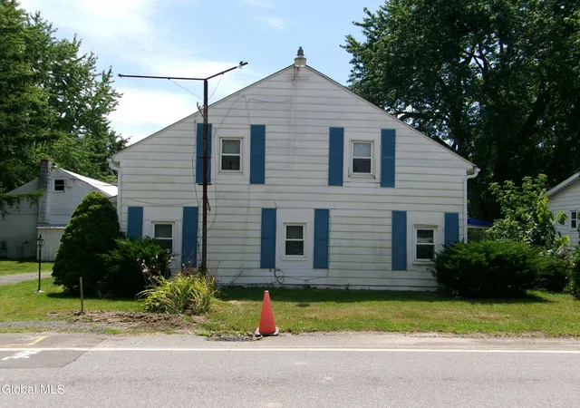 Photo 2 of Single family home for sale at 34 Halfmoon Dr, Waterford, NY 12188 | MLS# 202623106 | Listing updated on 2026-09-09
