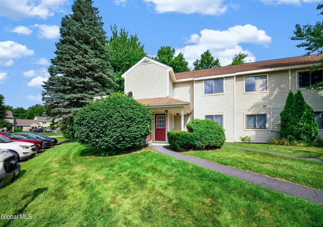 Photo 2 of Condo for sale at 204 Victory Way, Halfmoon, NY 12065 | MLS# 202623162 | Listing updated on 2026-09-01