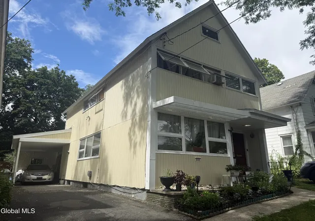 3rd image of 215 Elder St, Schenectady, NY 12304 | MLS# 202623156