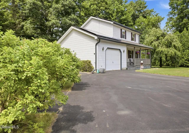 3rd image of 31 Oak St, Lake George, NY 12845 | MLS# 202624503