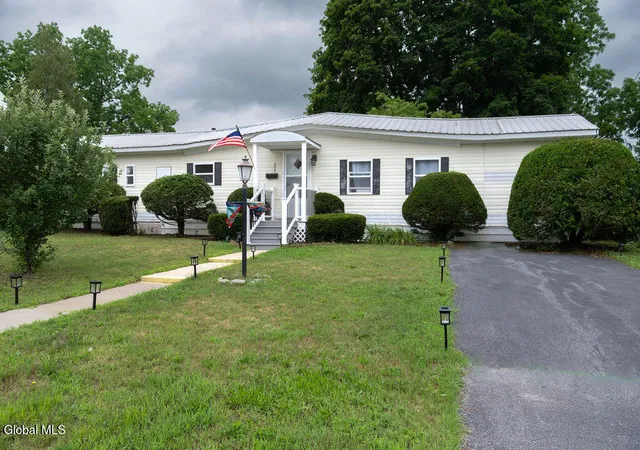Photo 2 of Sale Pending at 309 Ash St, Corinth, NY 12822 | MLS# 202623149 | Listing updated on 2026-08-11