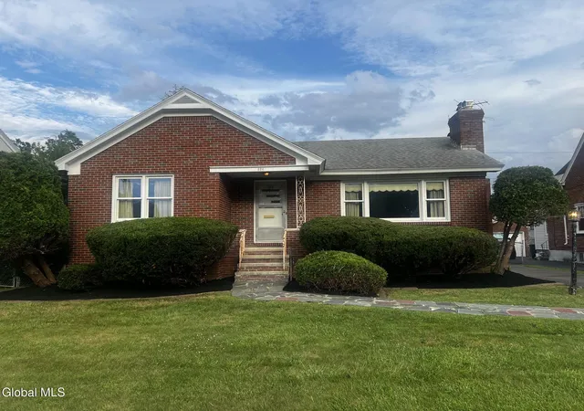 1st image of 826 New Scotland Ave, Albany, NY 12208 | MLS# 202623271