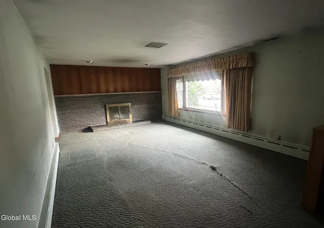 Photo 3 of Sale Pending at 826 New Scotland Ave, Albany, NY 12208 | MLS# 202623271 | Listing updated on 2026-08-19