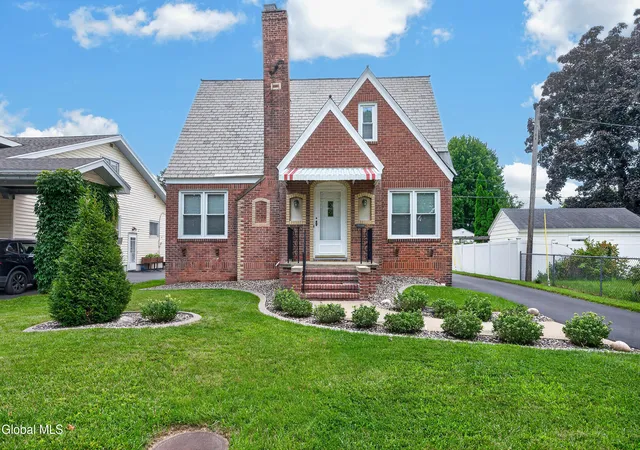 1st image of 1 Turner Pl, Albany, NY 12209 | MLS# 202623810