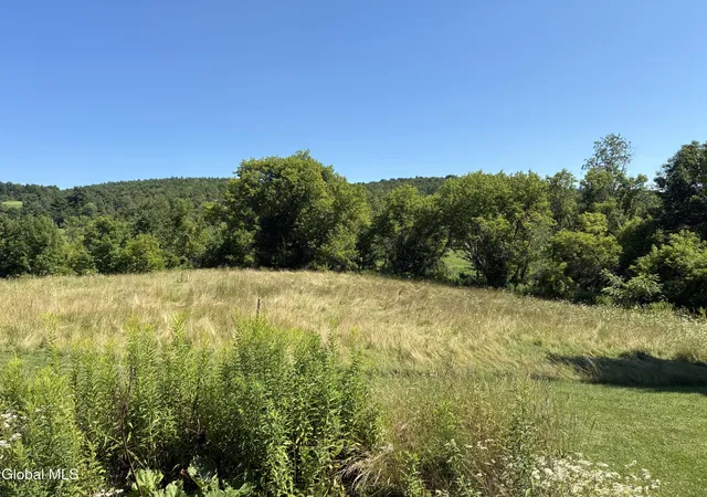 Photo 4 of Single family home for sale at 11 Easy St, Hoosick Falls, NY 12090 | MLS# 202623234 | Listing updated on 2026-08-17