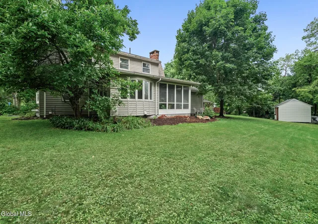 5th image of 3 Tomohawk Pl, Johnstown, NY 12095 | MLS# 202623291