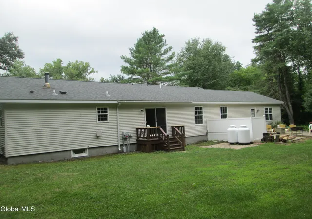 4th image of 798 State Hwy 29A, Gloversville, NY 12078 | MLS# 202623230
