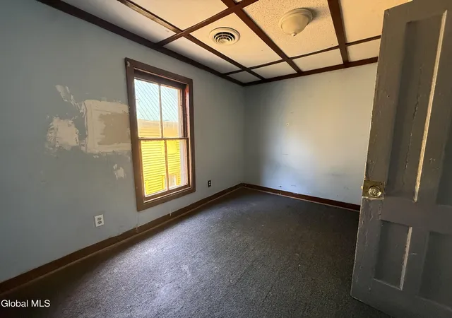 Listing Photo 4 - Condo for sale in building located at 242 Bleecker St, Gloversville, NY 12078