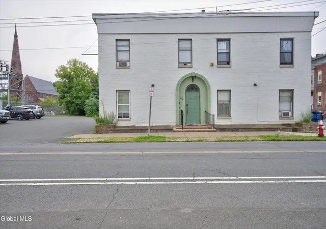 2nd image of 40 River St, Troy, NY 12180 | MLS# 202623448