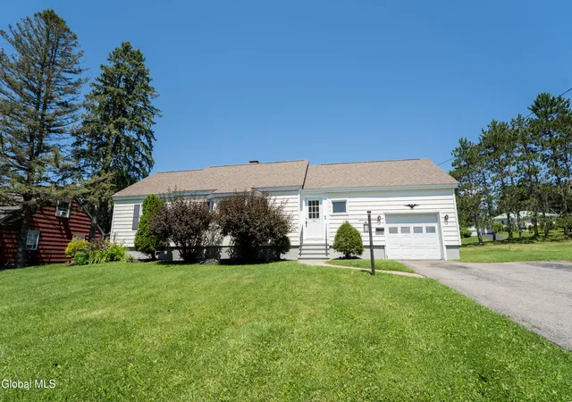 1st image of 10 Highland Rd, Amsterdam, NY 12010 | MLS# 202623396