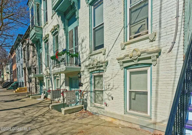 2nd image of 171 Lancaster St, Albany, NY 12210 | MLS# 202623281