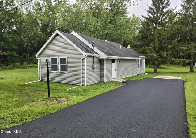 Photo 3 of Single family home for sale at 11 Englewood Ave, East Greenbush, NY 12061 | MLS# 202623316 | Listing updated on 2026-08-24
