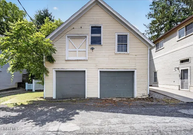 41st image of 154 Woodlawn Ave, Saratoga Springs, NY 12866 | MLS# 202623413