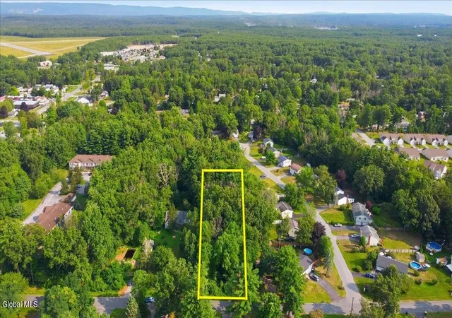 5th image of 117 Hutchins Rd, Ballston Spa, NY 12020 | MLS# 202623931