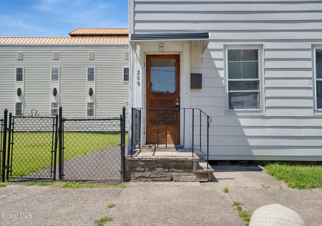 Photo 3 of Single family home for sale at 209 1st Avenue, Watervliet, NY 12189 | MLS# 202623547 | Listing updated on 2026-09-14