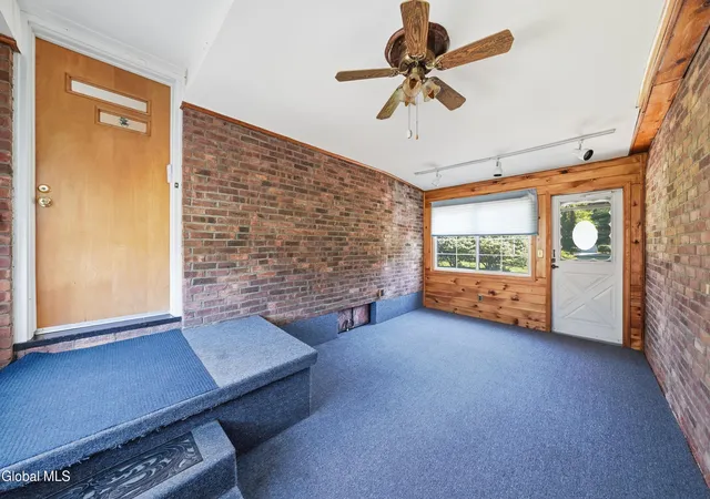 5th image of 1277 Floral Ave, Schenectady, NY 12306 | MLS# 202623468