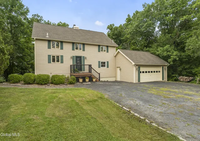 Photo 2 of Single family home for sale at 28 Juniper Ln, Athens, NY 12015 | MLS# 202623405 | Listing updated on 2026-08-17