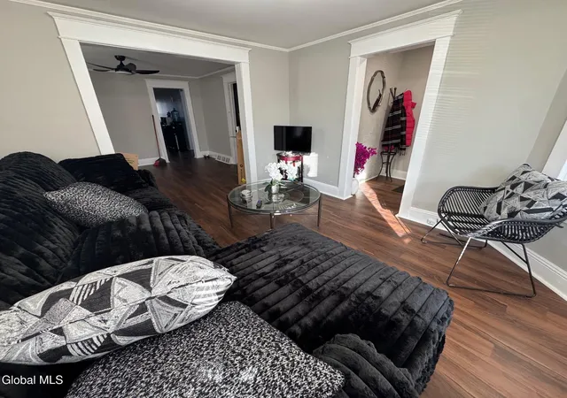 Listing Photo 5 - Condo for sale in building located at 603 1st St, Watervliet, NY 12189
