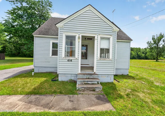 Photo 3 of Single family home for sale at 414 Reynolds Rd, Fort Edward, NY 12828 | MLS# 202623367 | Listing updated on 2026-10-08