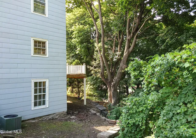 42nd image of 29 Front St, Canajoharie, NY 13317 | MLS# 202623513