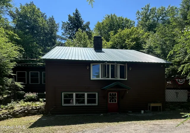 35th image of 84 Marina Rd, Chestertown, NY 12817 | MLS# 202623362