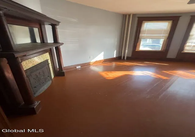 4th image of 383 Orange St, Albany, NY 12206 | MLS# 202623464