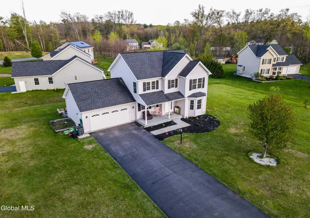 Photo 2 of Sale Pending at 11 Anna Ln, Halfmoon, NY 12065 | MLS# 202623442 | Listing updated on 2026-09-02