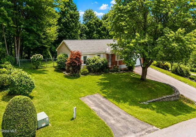 Photo 5 of Single family home for sale at 106 Wesskum Woods Rd, Gloversville, NY 12078 | MLS# 202623885 | Listing updated on 2026-09-03