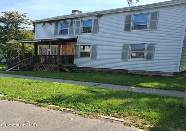 23rd image of 212 2nd Ave, Watervliet, NY 12189 | MLS# 202624223