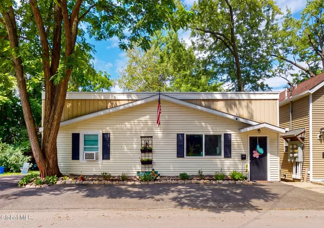 1st image of 515 1st Ave, Troy, NY 12182 | MLS# 202623642