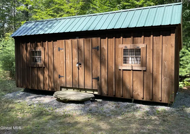 1st image of 386 Beaver Pond Rd, Adirondack, NY 12808 | MLS# 202623660