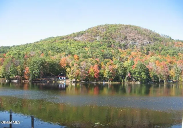 4th image of 386 Beaver Pond Rd, Adirondack, NY 12808 | MLS# 202623660