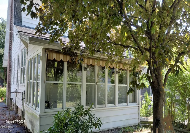 Photo 3 of Sale Pending at 49 Ramsey Pl, Albany, NY 12208 | MLS# 202623556 | Listing updated on 2026-09-30