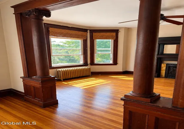 Listing Photo 4 - Condo for sale in building located at 139 Ontario St, Albany, NY 12206