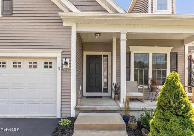 4th image of 3 Sutton Dr, Cohoes, NY 12047 | MLS# 202623639