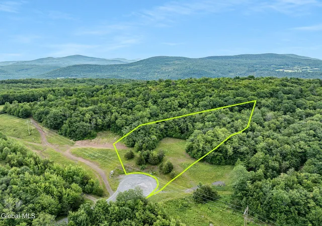 Photo 2 of Land for sale at L39 Overlook Dr, Lexington, NY 12452 | MLS# 202623621 | Listing updated on 2026-08-09