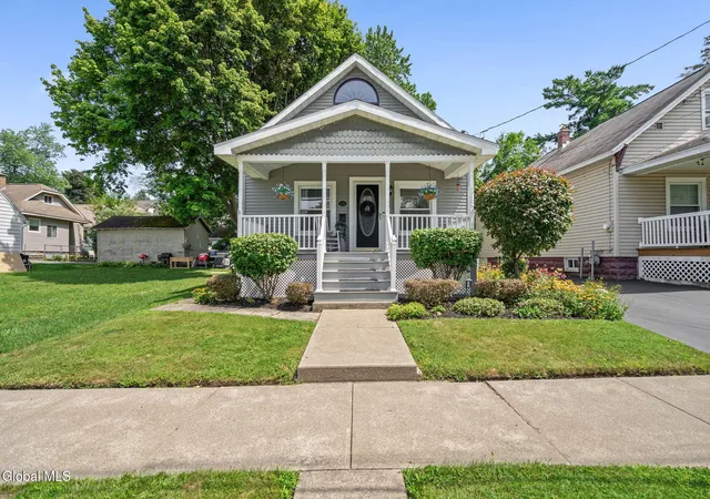 2nd image of 1176 Dean St, Schenectady, NY 12309 | MLS# 202623801