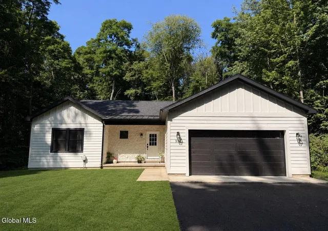 1st image of 372 Lake Ave, Saratoga Springs, NY 12866 | MLS# 202623600
