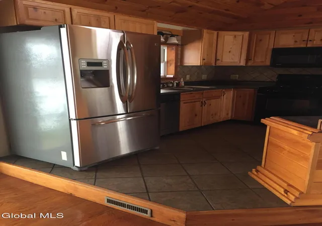 Photo 3 of Single family home for sale at 31 Barnes Rd, Canton, NY 13617 | MLS# 202623636 | Listing updated on 2026-08-27