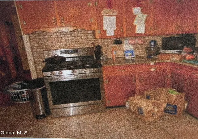 Photo 3 of Single family home for sale at 2133 Robinwood Ave, Schenectady, NY 12306 | MLS# 202623632 | Listing updated on 2026-08-28